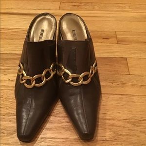 Bellini Brown Mules with Gold Chain
